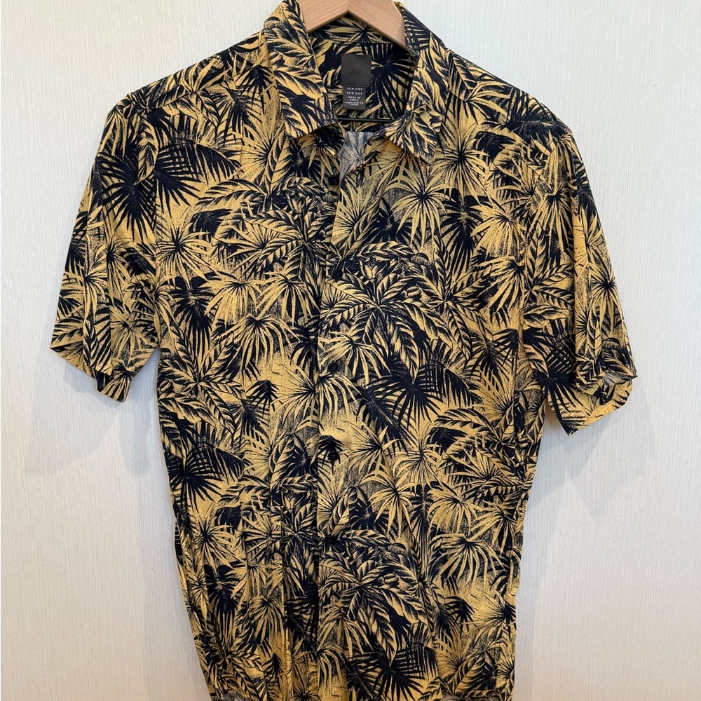 Tropical Print H&M Men's Shirt - Medium